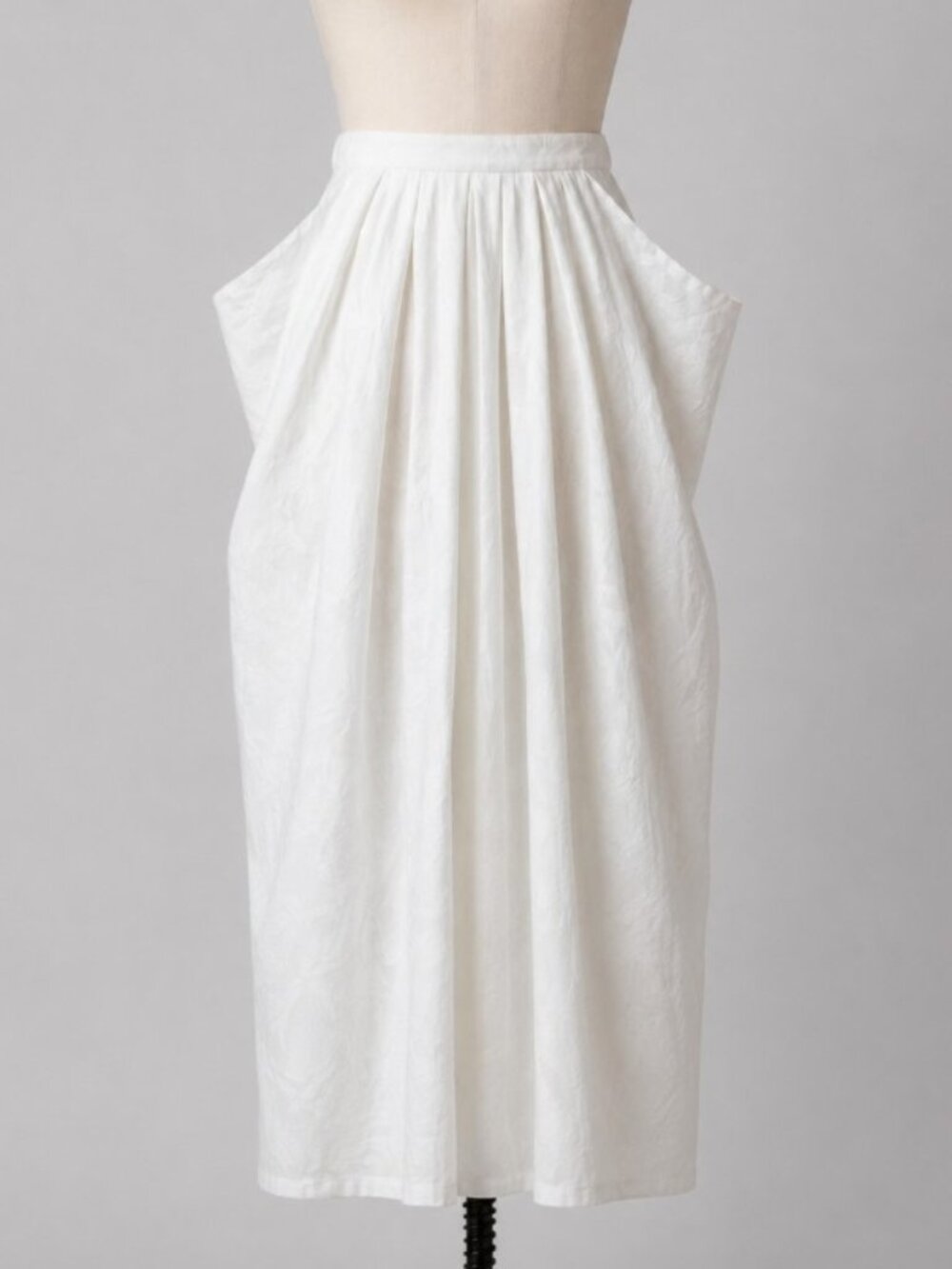 Dior White Midi Skirt with Gathered Front and Pockets